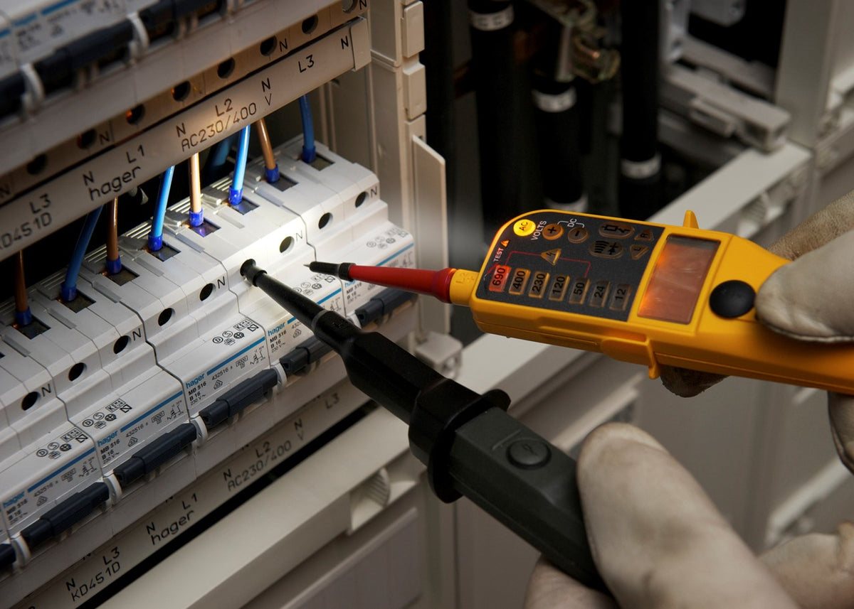 Fluke T150 Voltage Continuity Tester Queensland Calibrations